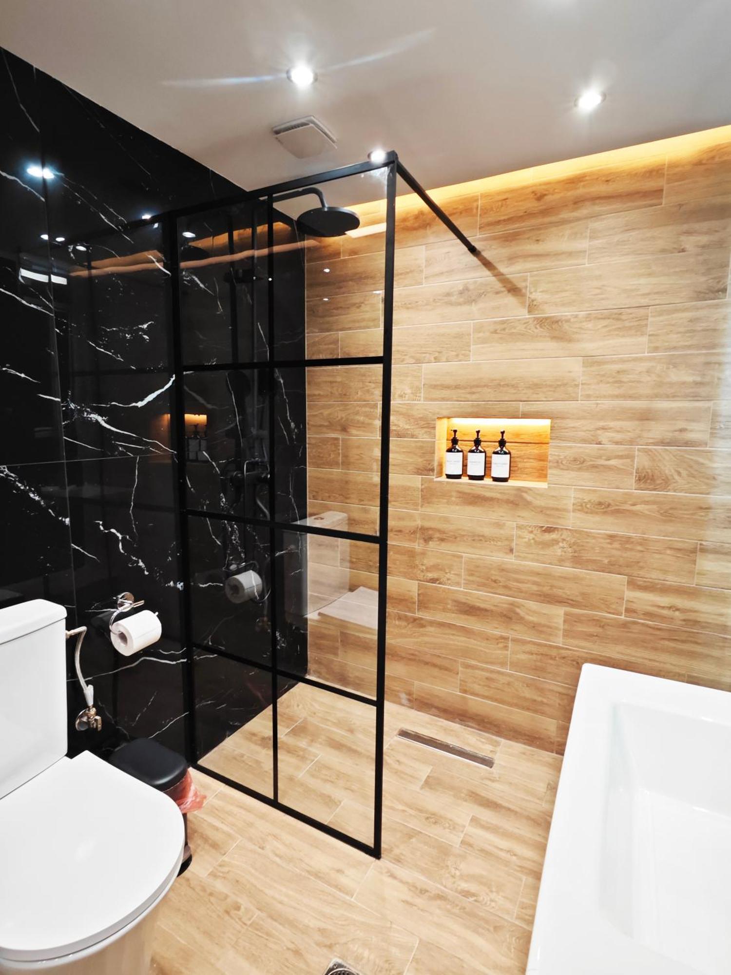 The Skeptic Home Thessaloníki Luaran gambar