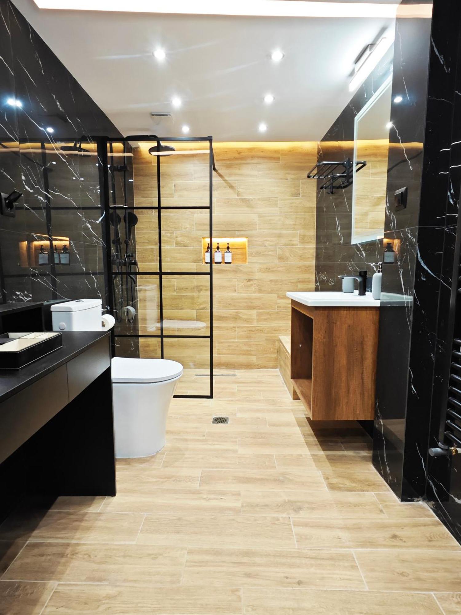 The Skeptic Home Thessaloníki Luaran gambar